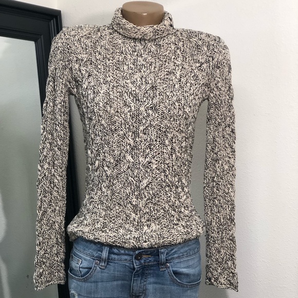 Ralph Lauren Sweaters - Ralph Lauren Turtle Neck Knitted Sweater Small Vtg